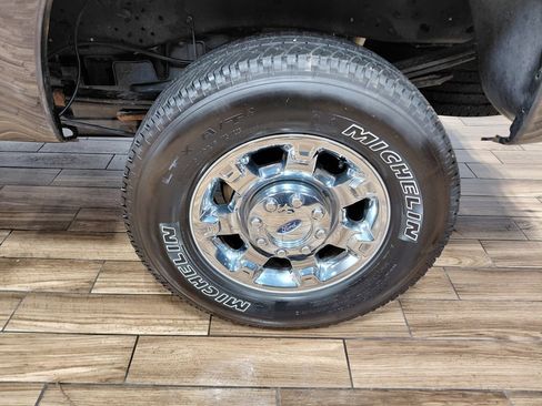 Used 2016 Ford F250 Lariat w/ Lariat Ultimate Package image 24