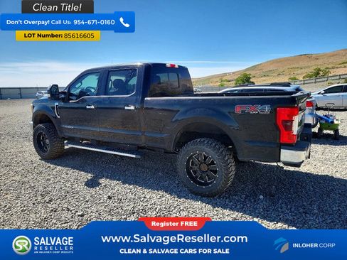 Used 2017 Ford F250 Lariat w/ Lariat Ultimate Package AWD/4WD image 3