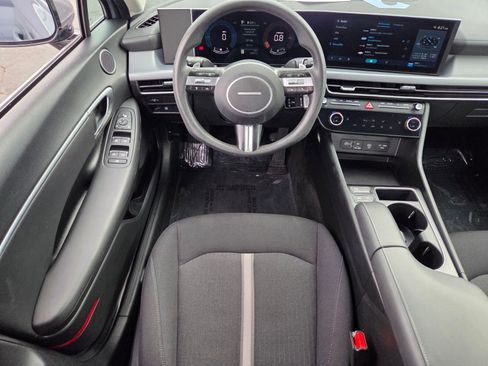 Used 2025 Hyundai Sonata SEL FWD image 12
