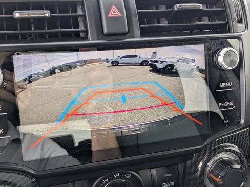 Used 2017 Toyota 4Runner SR5 Premium image 22