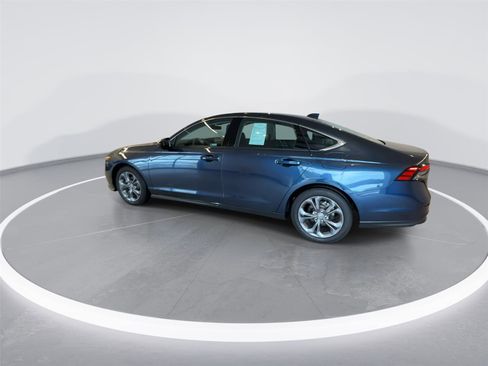 Used 2024 Honda Accord EX image 6