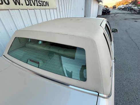 Used 1997 Lincoln Town Car Cartier image 21