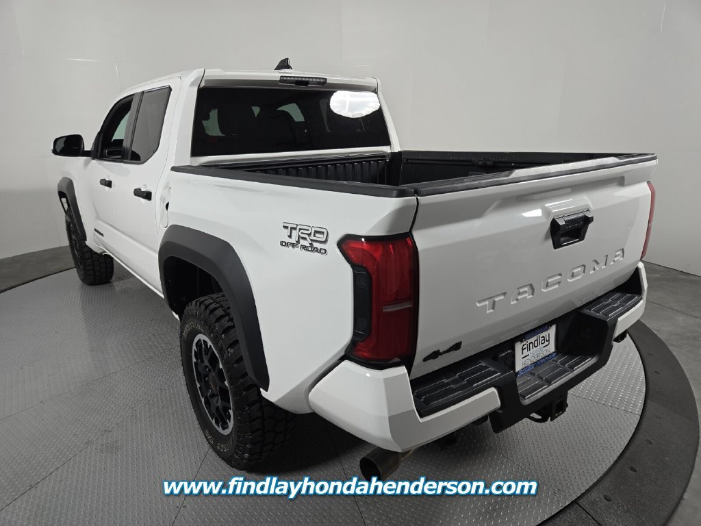 Used 2024 Toyota Tacoma TRD Off-Road AWD/4WD image 4