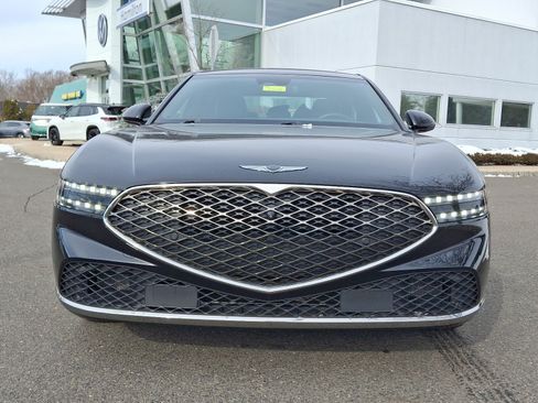 Used 2023 Genesis G90 3.5T image 2