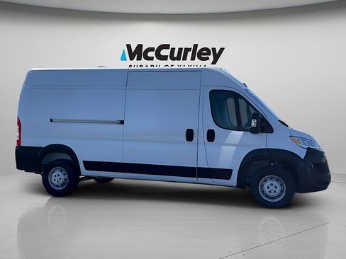 Used 2023 RAM ProMaster 2500 FWD image 4