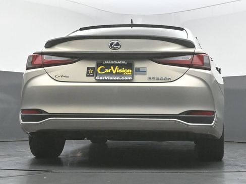 Used 2019 Lexus ES 300h w/ Premium Package FWD image 43
