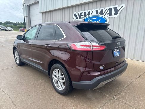 Used 2024 Ford Edge SEL w/ Convenience Package AWD/4WD image 6
