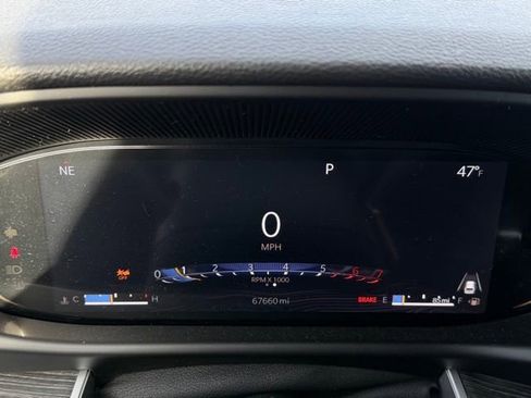 Used 2024 Jeep Wagoneer L Series II w/ Flexible Seating Group image 16