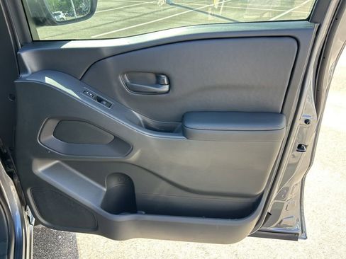 New 2026 Nissan Frontier SV image 41