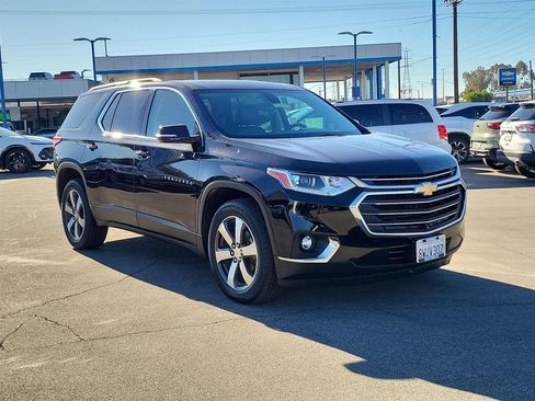 Certified 2020 Chevrolet Traverse LT w/ LT Premium Package image 28