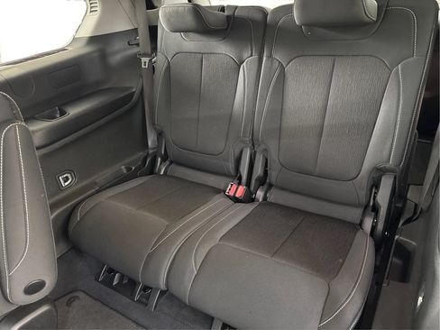 Used 2023 Jeep Grand Cherokee L Laredo AWD/4WD image 41