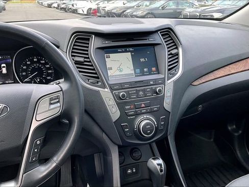 Used 2018 Hyundai Santa Fe Sport w/ Cargo Package AWD/4WD image 9