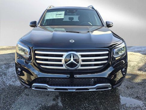 Used 2024 Mercedes-Benz GLB 250 4MATIC image 9