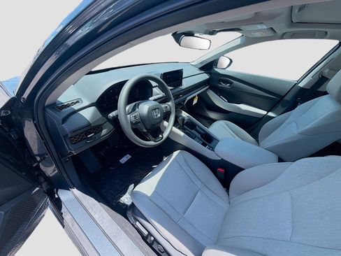 New 2026 Honda Accord SE image 9
