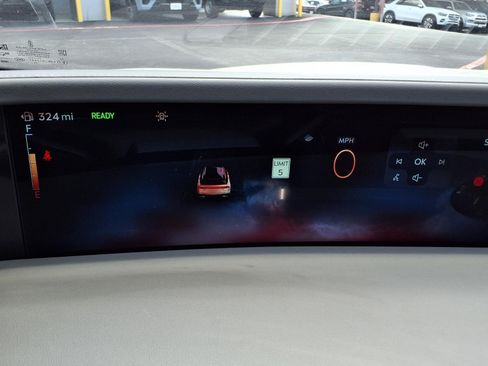 Used 2025 Lincoln Nautilus Black Label AWD/4WD image 17