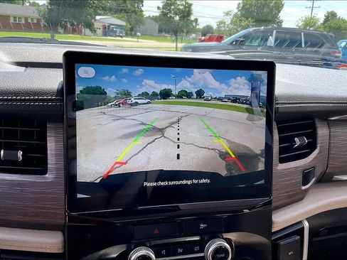 Used 2022 Ford Expedition Limited RWD image 21