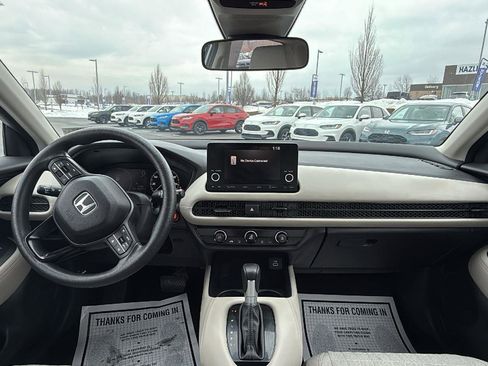 Used 2023 Honda HR-V LX image 28