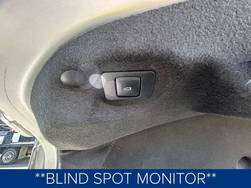 Used 2017 Lincoln MKZ Black Label w/ Technology Package image 10