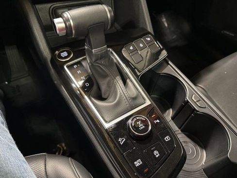 Used 2023 Kia Sportage SX image 17