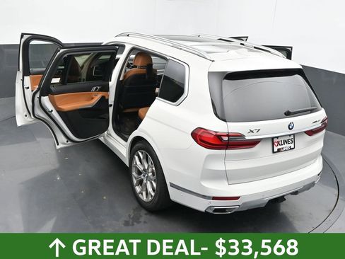 Used 2022 BMW X7 xDrive40i w/ Executive Package image 65