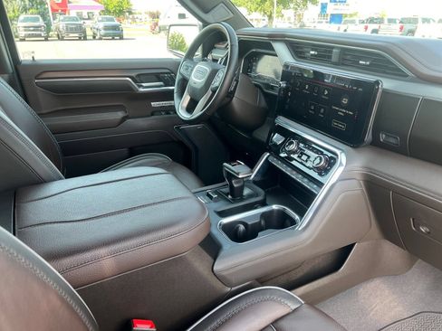 Used 2024 GMC Sierra 1500 Denali w/ Denali Reserve Package AWD/4WD image 34