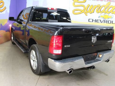Used 2016 RAM 1500 Classic SLT w/ SLT Plus D←cor Group AWD/4WD image 6