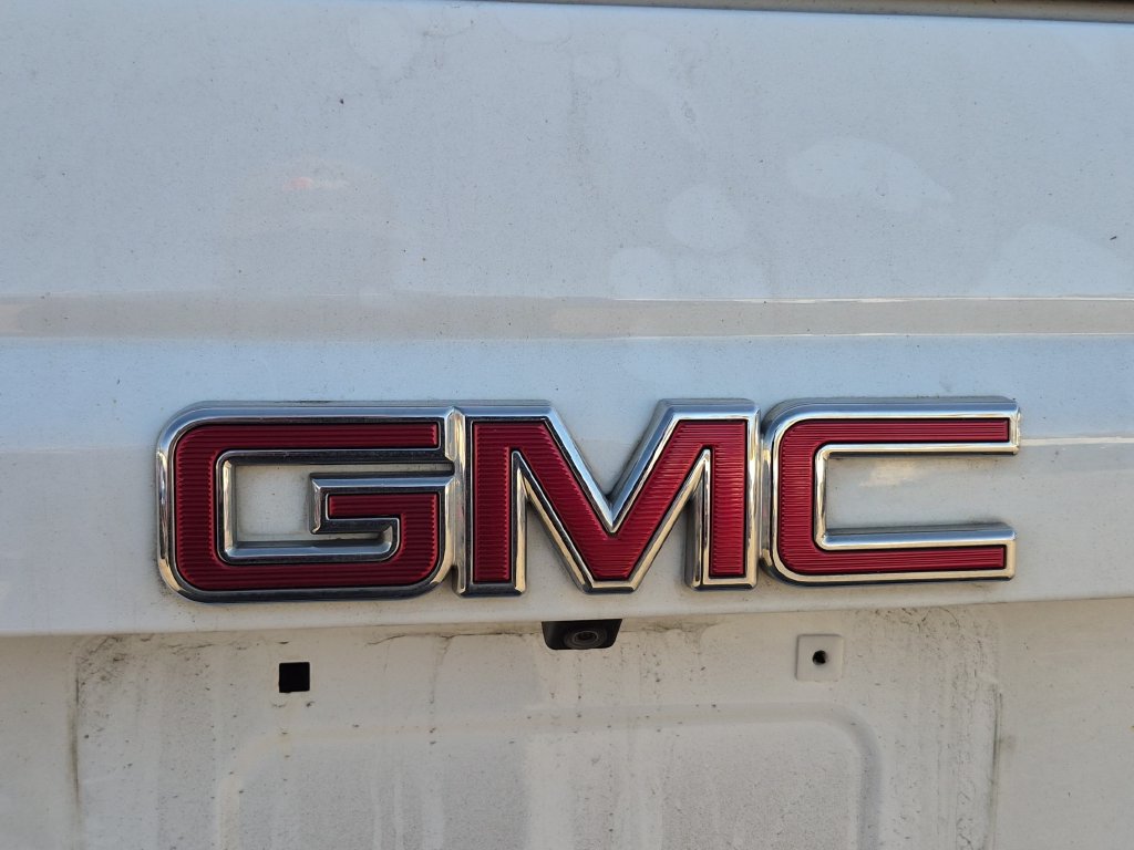 Used 2020 GMC Yukon SLT w/ Value Plus Edition AWD/4WD image 38