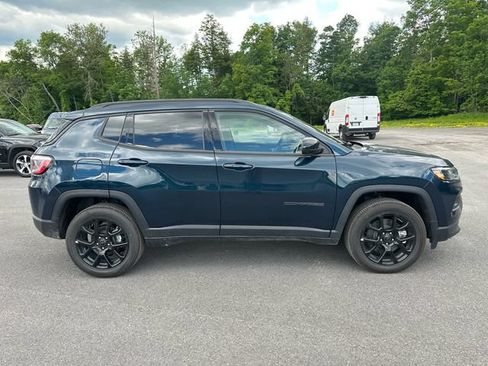New 2026 Jeep Compass Latitude AWD/4WD image 6
