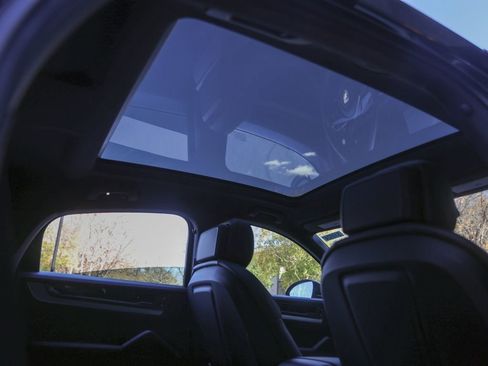 New 2026 Porsche Cayenne S AWD/4WD image 39