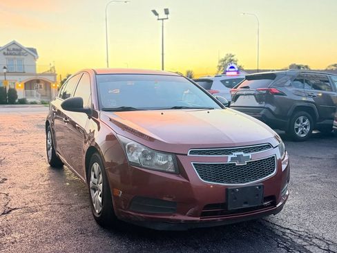 Used 2012 Chevrolet Cruze LS w/ Connectivity Package FWD image 3