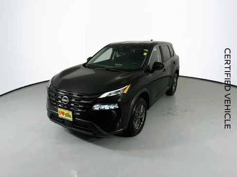 Certified 2024 Nissan Rogue S FWD image 5