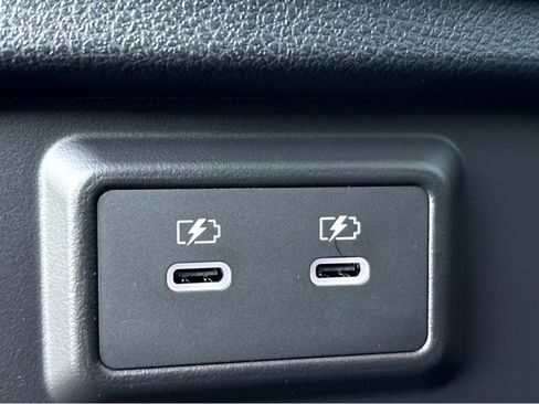 New 2026 Nissan Pathfinder SV image 25