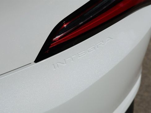 Used 2025 Acura Integra Base image 7