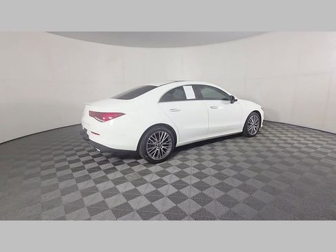 Used 2023 Mercedes-Benz CLA 250 image 39
