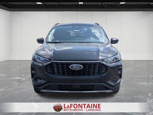 Used 2024 Ford Escape Platinum AWD/4WD image 8