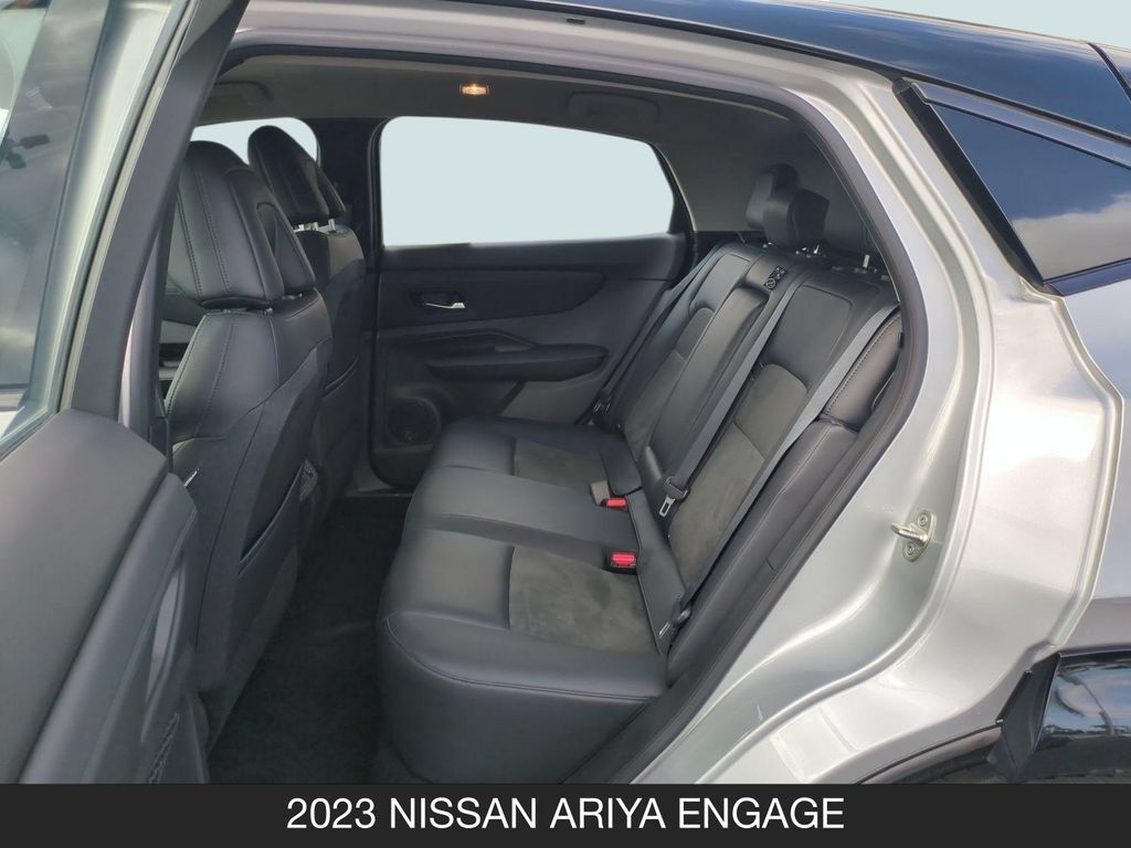Used 2023 Nissan Ariya AWD image 16