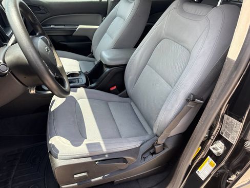 Used 2020 Chevrolet Colorado W/T w/ Custom Special Edition RWD image 10