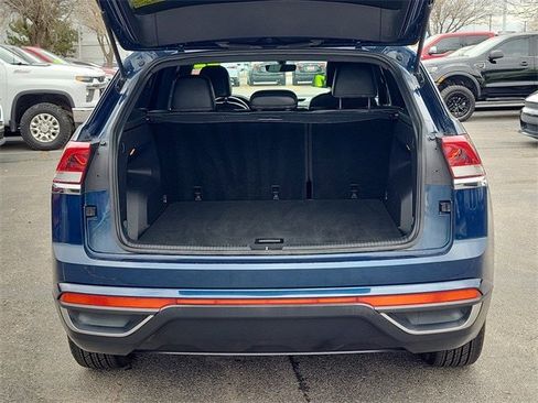 Used 2022 Volkswagen Atlas Cross Sport SE image 30
