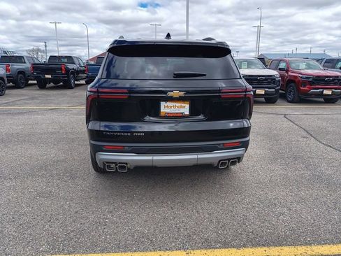 New 2026 Chevrolet Traverse LT w/ Driver Confidence Package AWD/4WD image 5