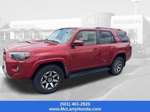 Used 2022 Toyota 4Runner TRD Off-Road AWD/4WD image 12