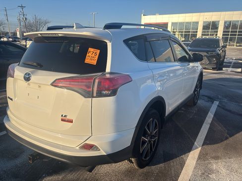 Used 2017 Toyota RAV4 LE image 5