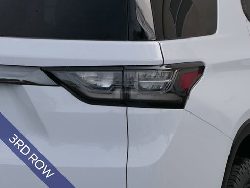 Used 2021 Chevrolet Traverse Premier w/ Redline Edition image 5