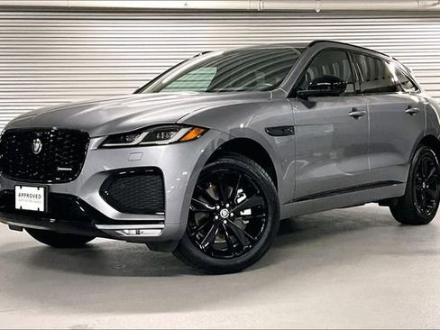 Certified 2025 Jaguar F-PACE R-Dynamic S image 1