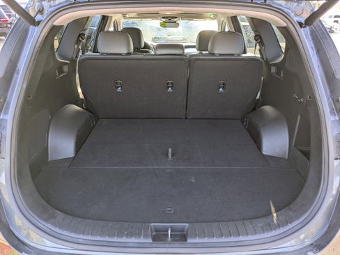 Used 2023 Hyundai Santa Fe Limited image 13