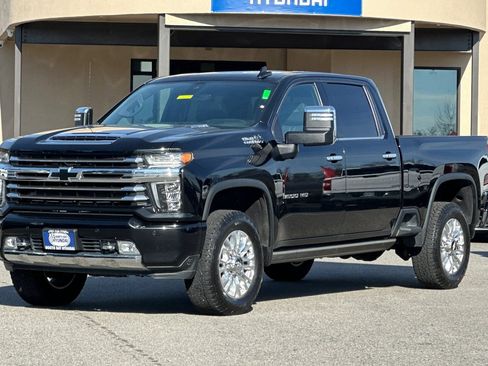 Used 2022 Chevrolet Silverado 3500 High Country image 8