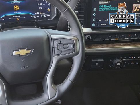 Used 2025 Chevrolet Silverado 1500 LT AWD/4WD image 13