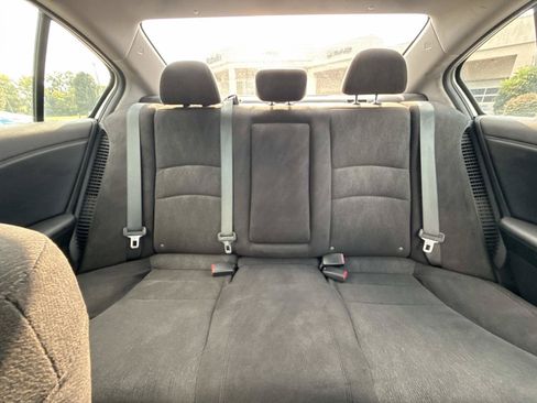 Used 2015 Honda Accord Hybrid Sedan image 17