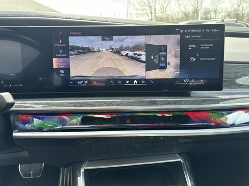 Certified 2023 BMW 760i xDrive AWD/4WD image 25