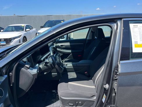 Used 2025 Hyundai Sonata SEL FWD image 27