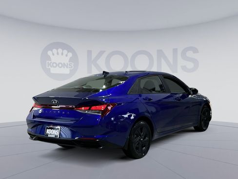 Used 2023 Hyundai Elantra SEL image 16
